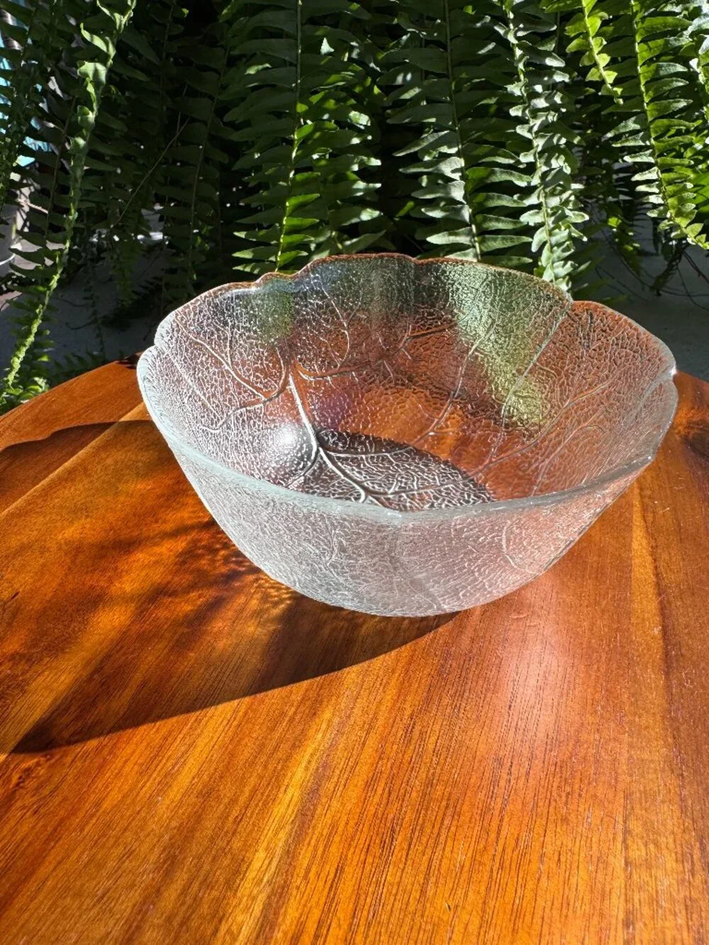 Vintage Arcoroc France Aspen Leaf Glass Bowl, 5